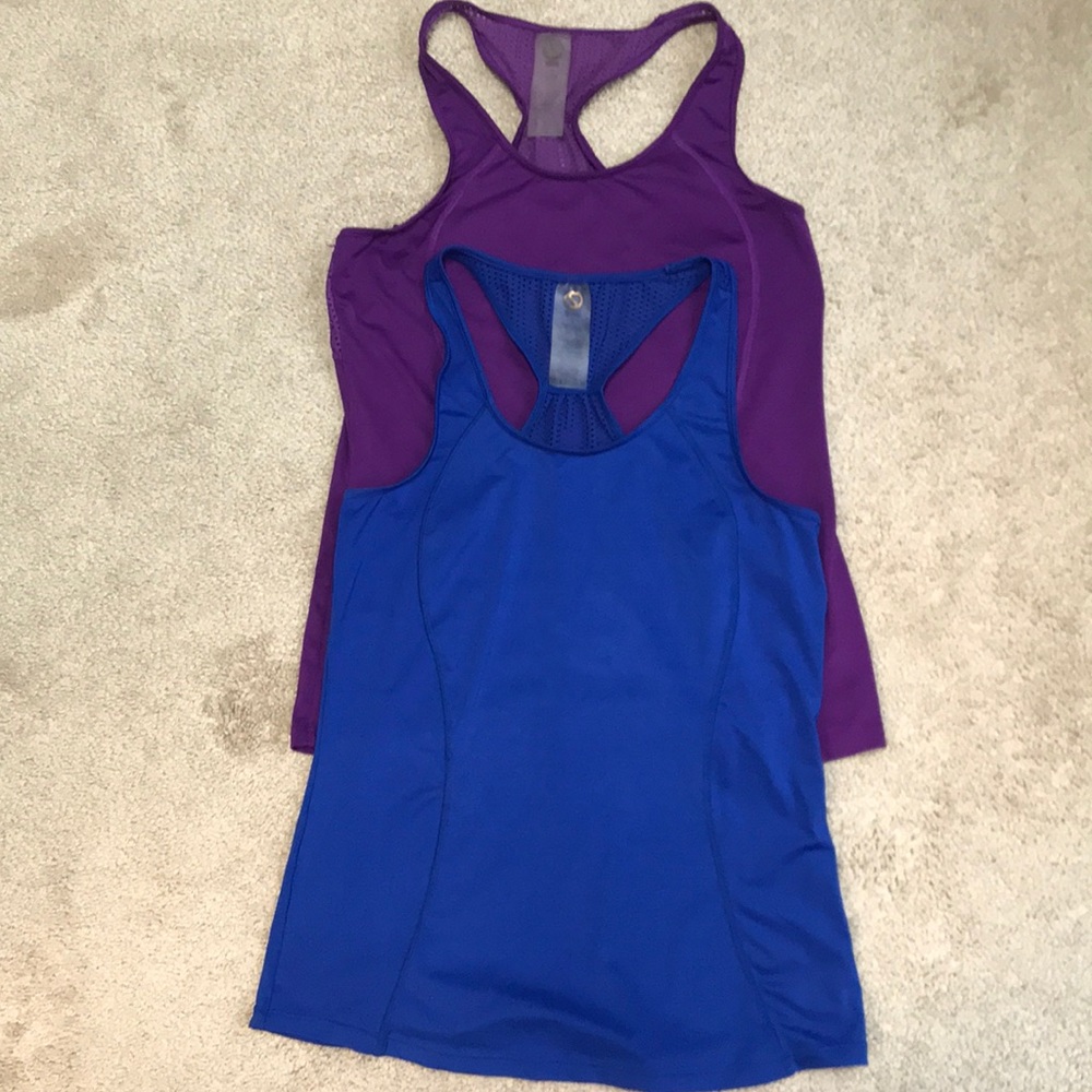 Set of 2 Shape workout tops